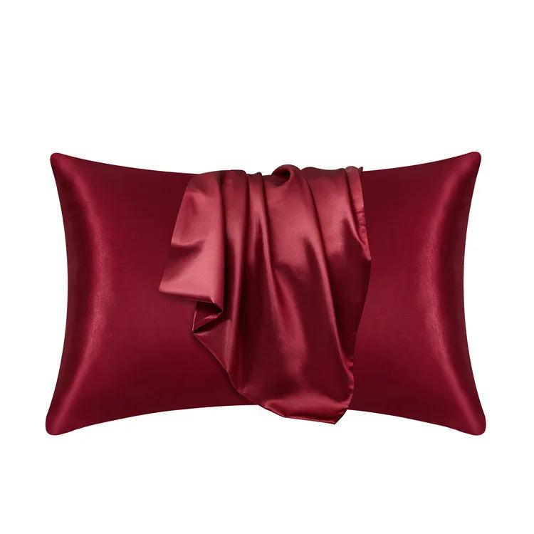 Mulberry Silk Pillowcase – Soft, Hypoallergenic and Caring for Skin and Hair