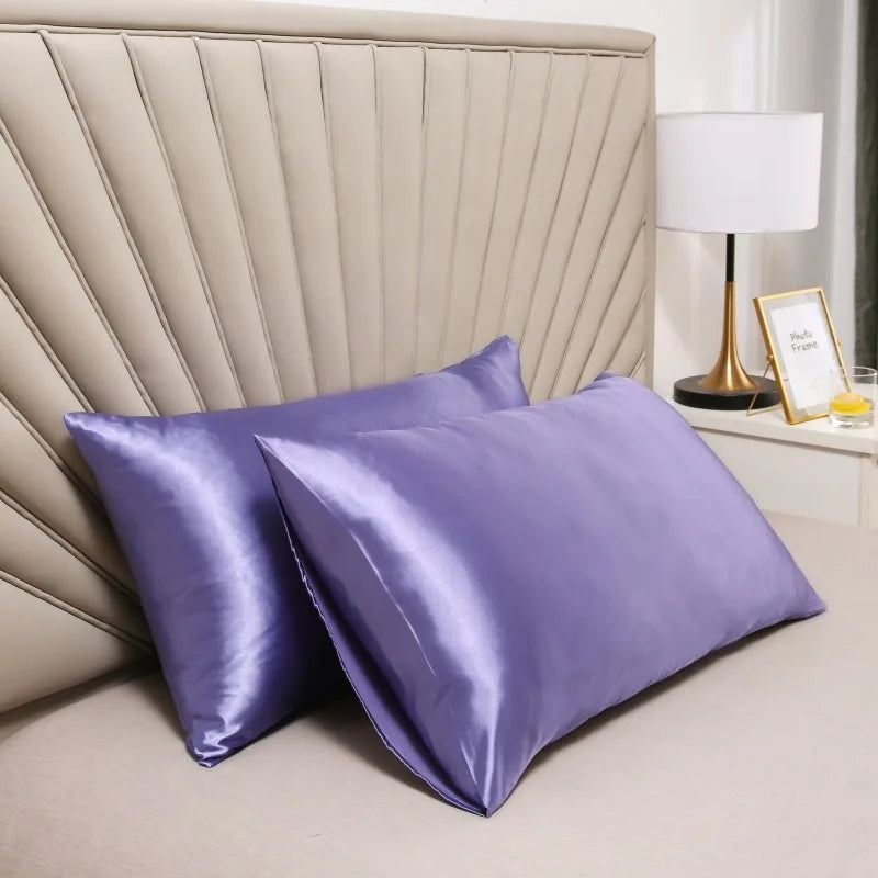 Mulberry Silk Pillowcase – Soft, Hypoallergenic and Caring for Skin and Hair