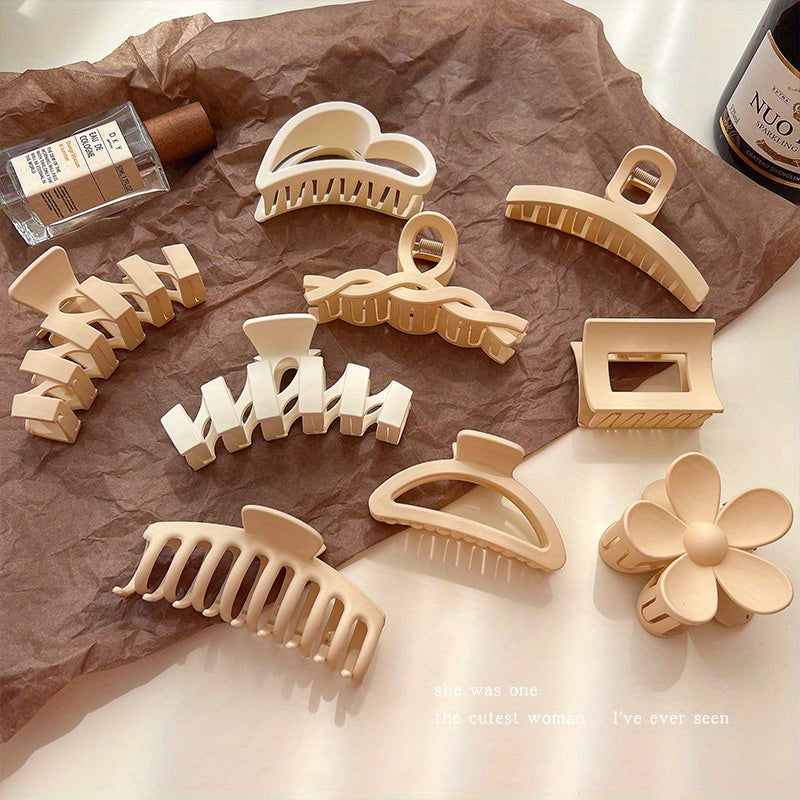 Matte Hair Clip with Vintage Appeal – Stylish and Timeless