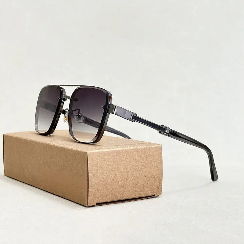 Men's Gradient Aviator Sunglasses with Lightweight Metal Frame and UV400
