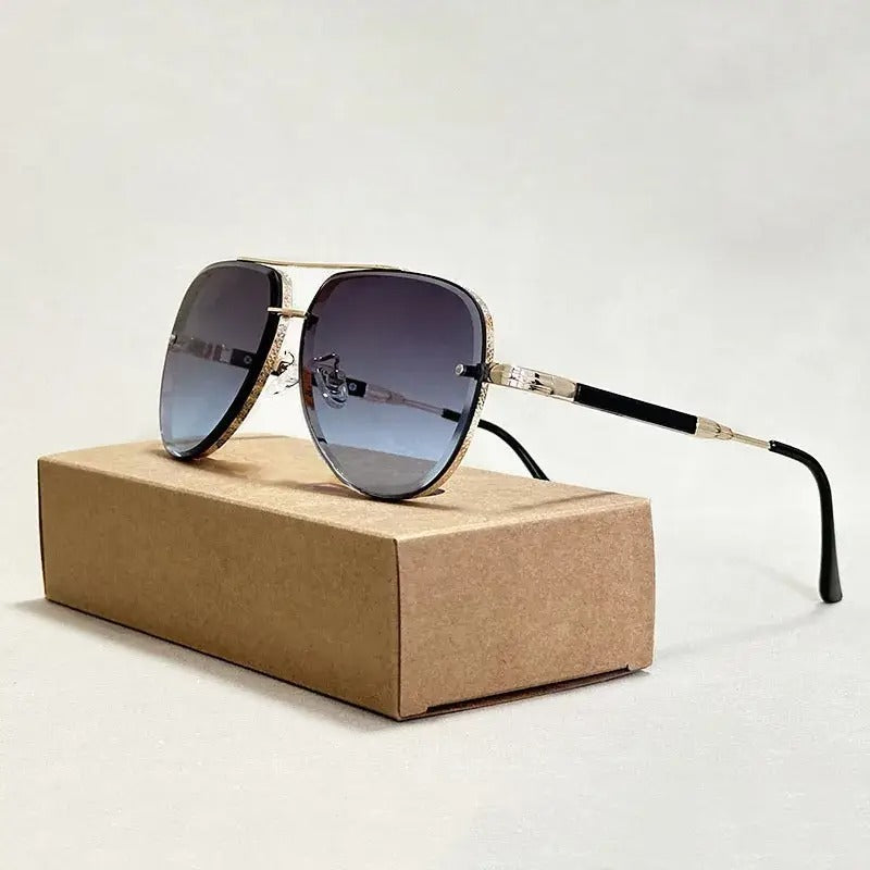 Men's Classic Aviator Sunglasses with Gradient Lenses and UV400 Protection