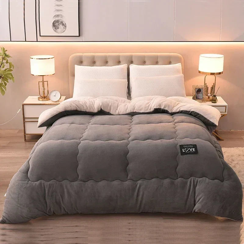 Comforter with Flannel Fleece, Quilting and Wool-Blend Filling