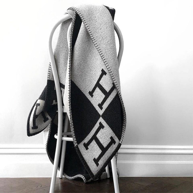 Luxury Wool Cashmere Throw Blanket – 140x170 cm – Ultra Soft & Warm