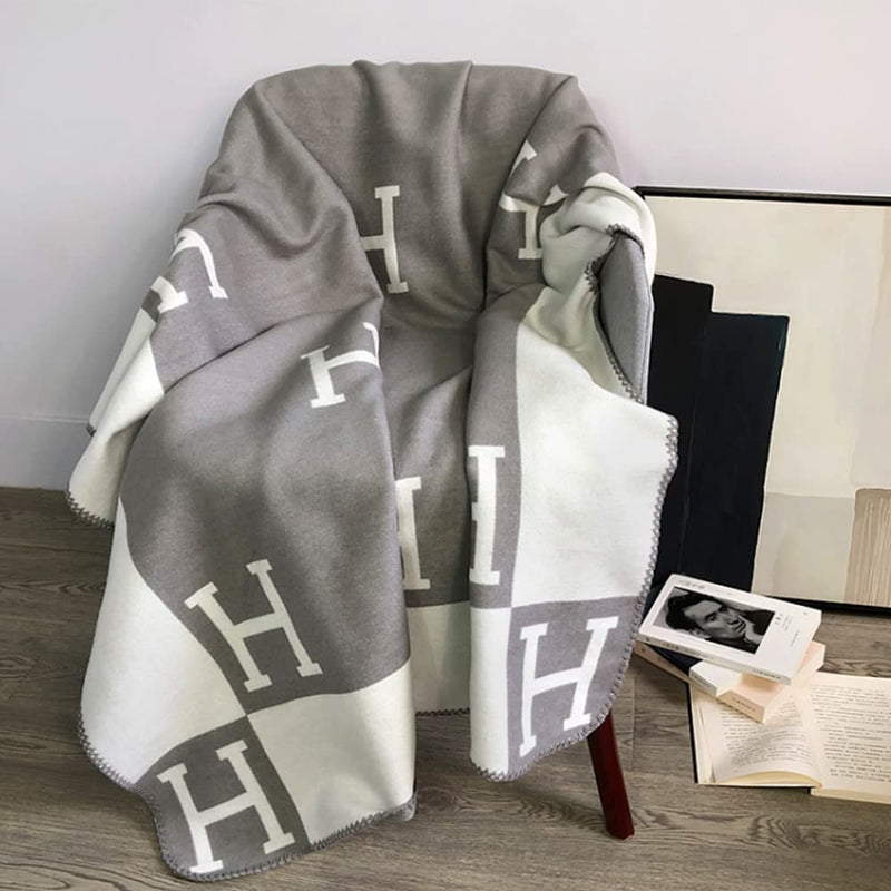 Luxury Wool Cashmere Throw Blanket – 140x170 cm – Ultra Soft & Warm