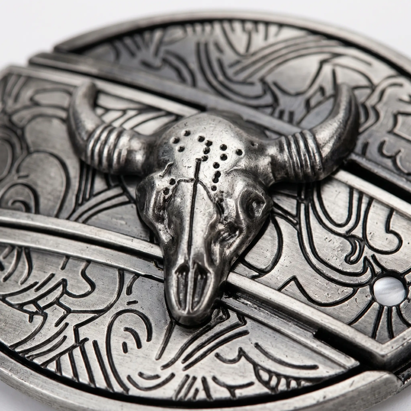 Western Oval Belt Buckle with Decorative Motif