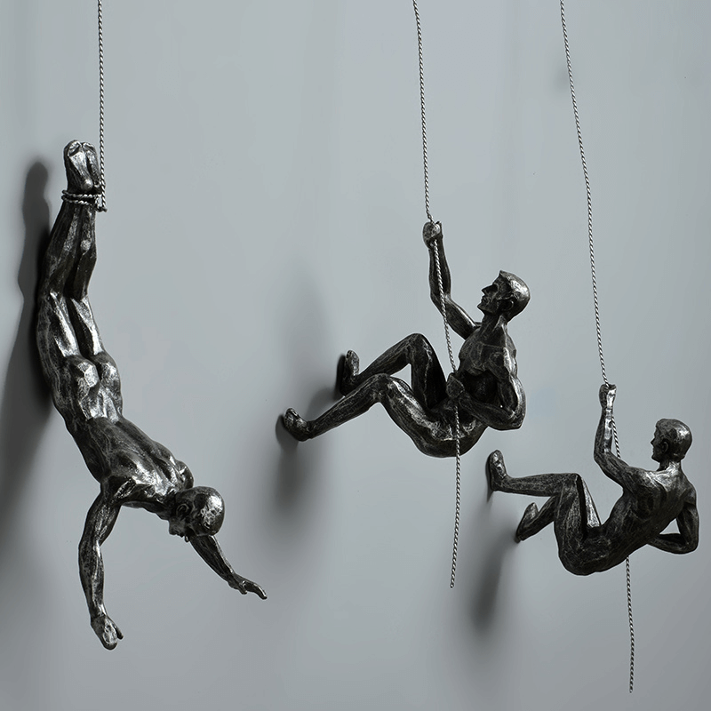 Decorative Climbing Figures Wall Sculpture Set for Modern Wall Decoration