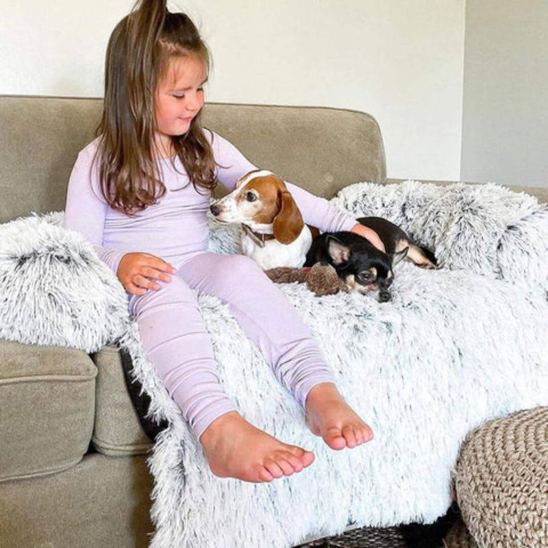 Plush Dog Bed with Raised Edges – Soft Comfort for Daily Resting