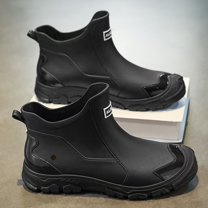 Unisex water-resistant slip-on shoes – Comfortable and slip-resistant