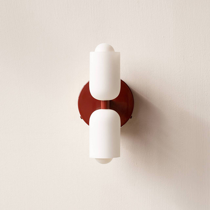 Modern Wall Lamp with Uplight and Downlight – Subtle Ambient Lighting for Interiors