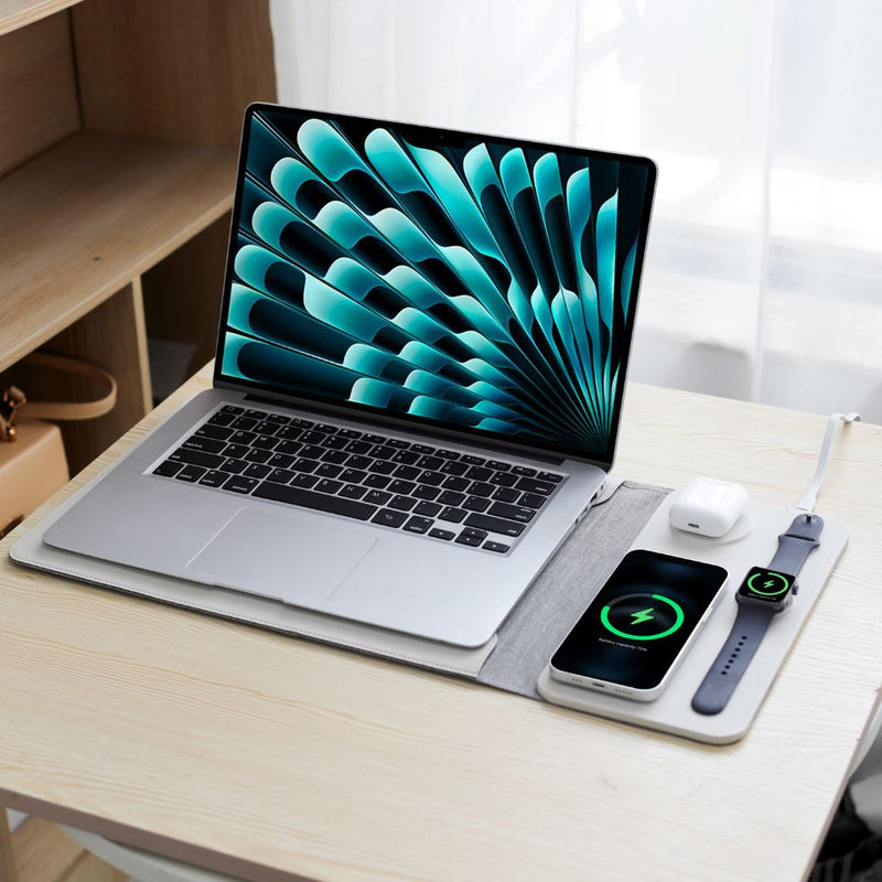 PowerDesk Sleeve – Slim Laptop Case with Wireless Charging Function