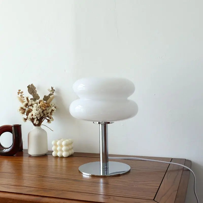 Iconic Design Table Lamp in Bauhaus Style – Atmospheric, Timeless and Elegant