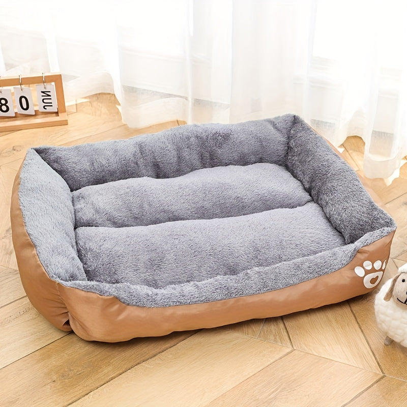 Rectangular dog bed made of polyester with soft filling for all dogs