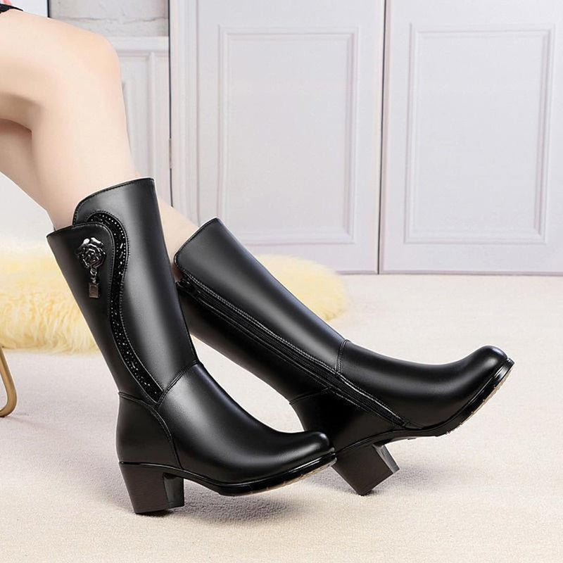 Ladies' Winter Boots with Faux Fur Lining – Waterproof Non-Slip Ankle Boots for Cold Days