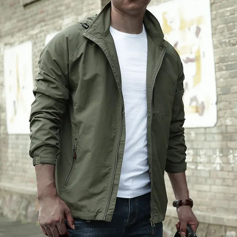 Water-Resistant Men's Summer Jacket with Breathable Material and Practical Pockets