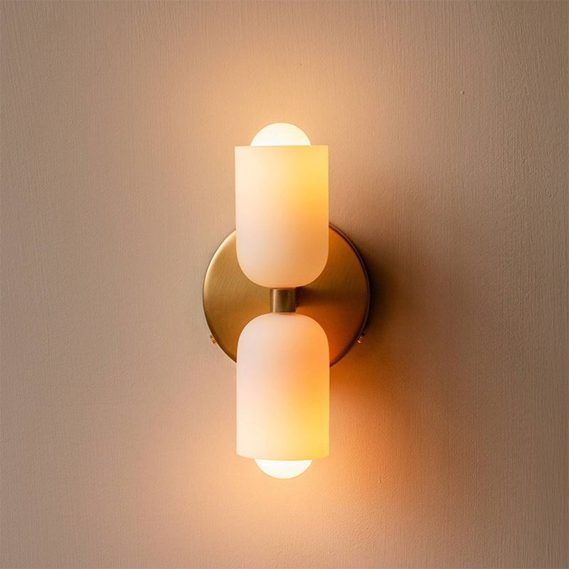 Modern Wall Lamp with Uplight and Downlight – Subtle Ambient Lighting for Interiors