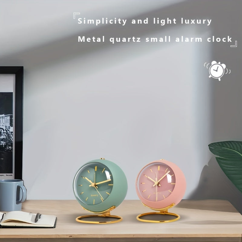 Nordic Silent Desk Clock – Luminous Hands & Metal Frame