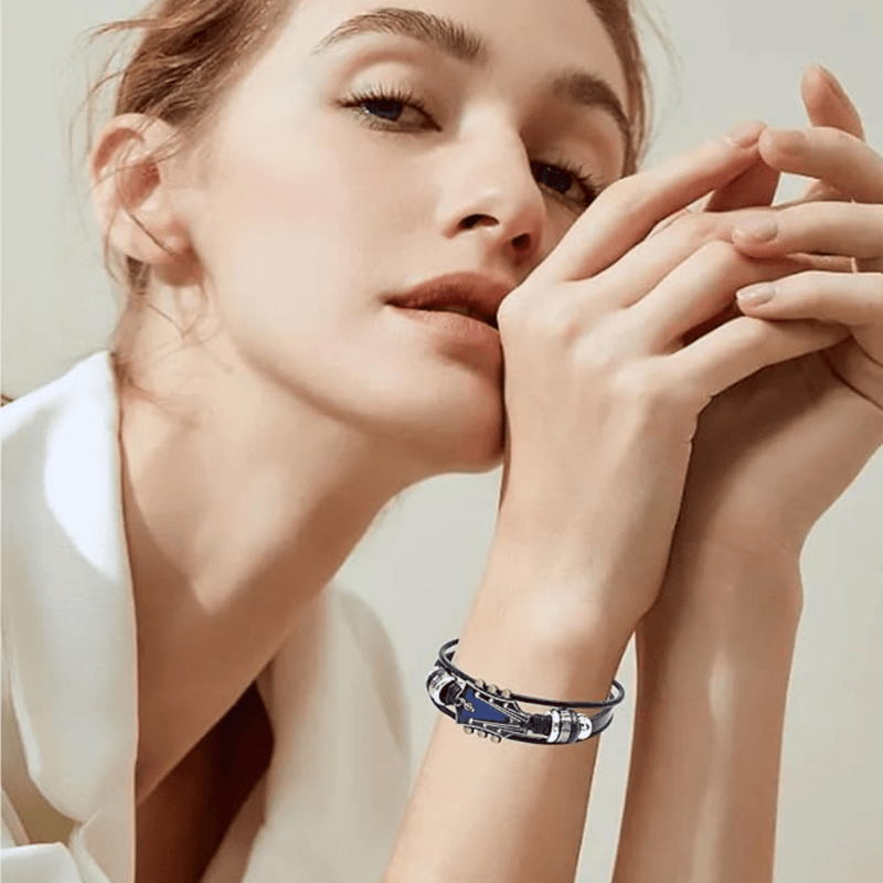 Unisex Leather Bracelet with Guitar-Inspired Design for Everyday Wear
