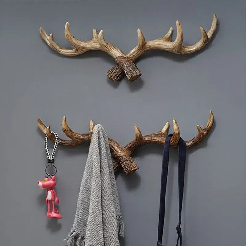 Decorative Wall Hook with Antler Shape and Natural Look for Entrance and Interior