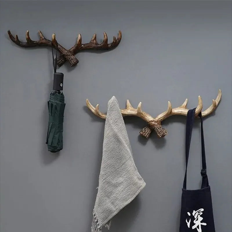 Decorative Wall Hook with Antler Shape and Natural Look for Entrance and Interior