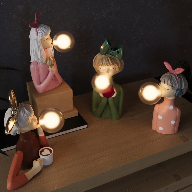 Artistic Table Lamp with Figures – Unique, Playful and Atmospheric