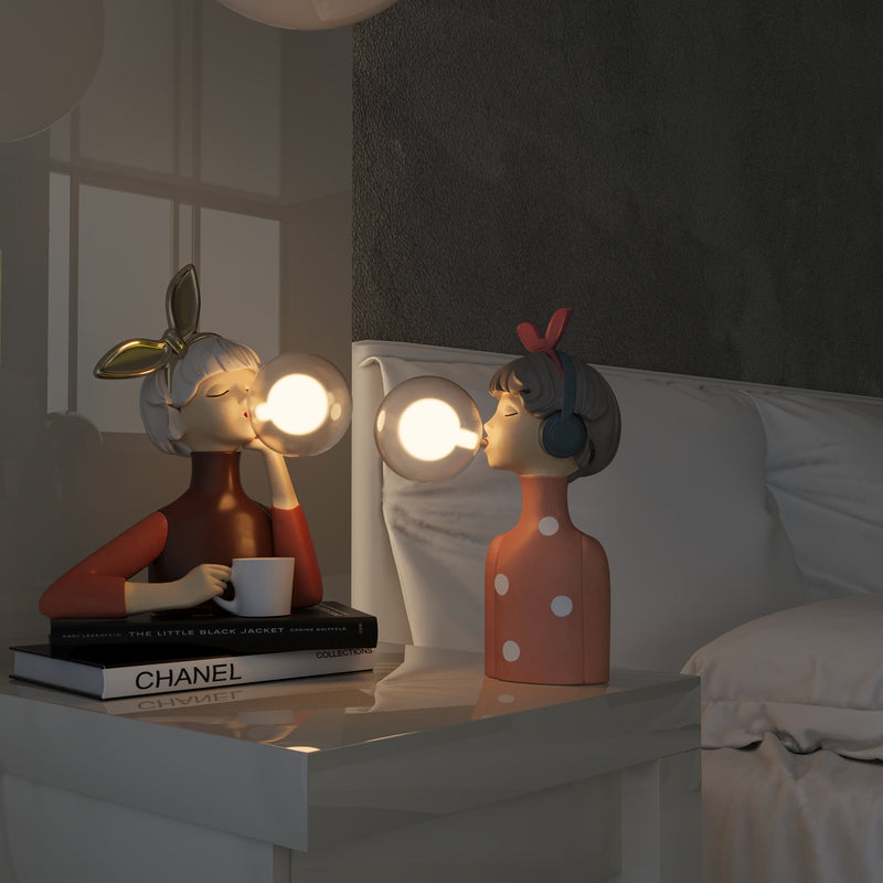 Artistic Table Lamp with Figures – Unique, Playful and Atmospheric