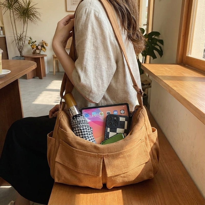 Messenger Bag in Canvas with Multiple Pockets and Adjustable Strap