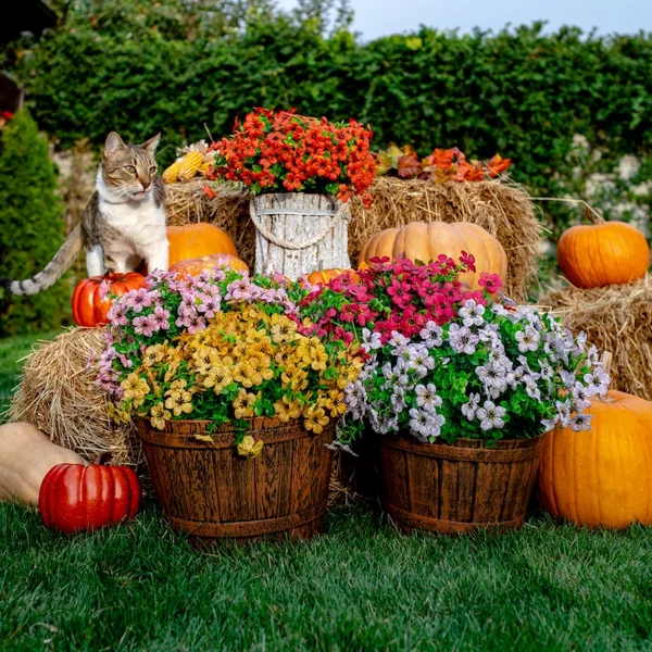 Artificial Hanging Flower Basket with Realistic Floral Arrangement for Home and Garden
