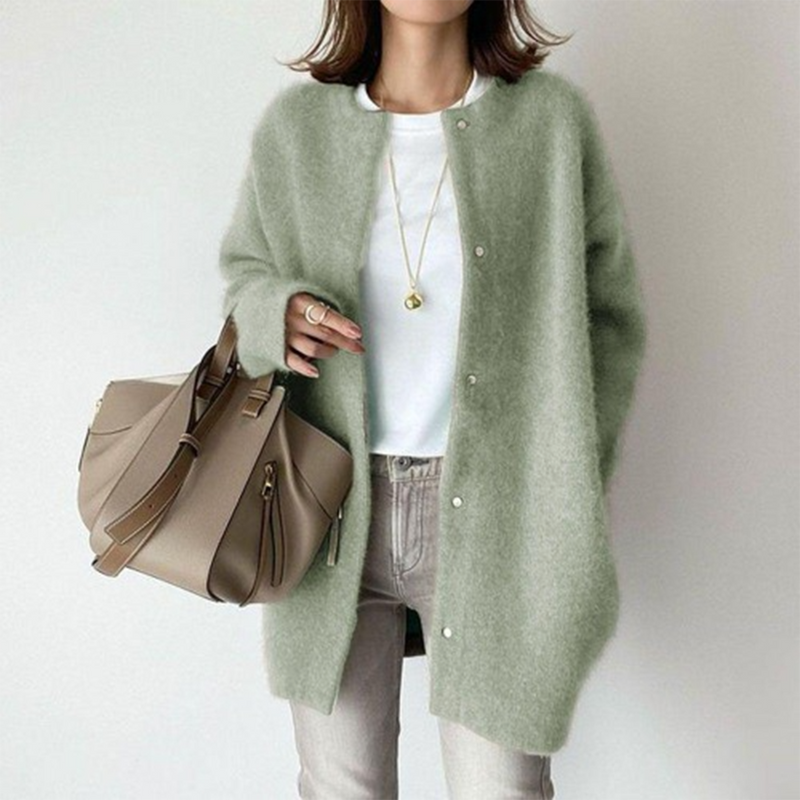 Oversized Women's Cardigan with Button Closure and Soft Knit Texture