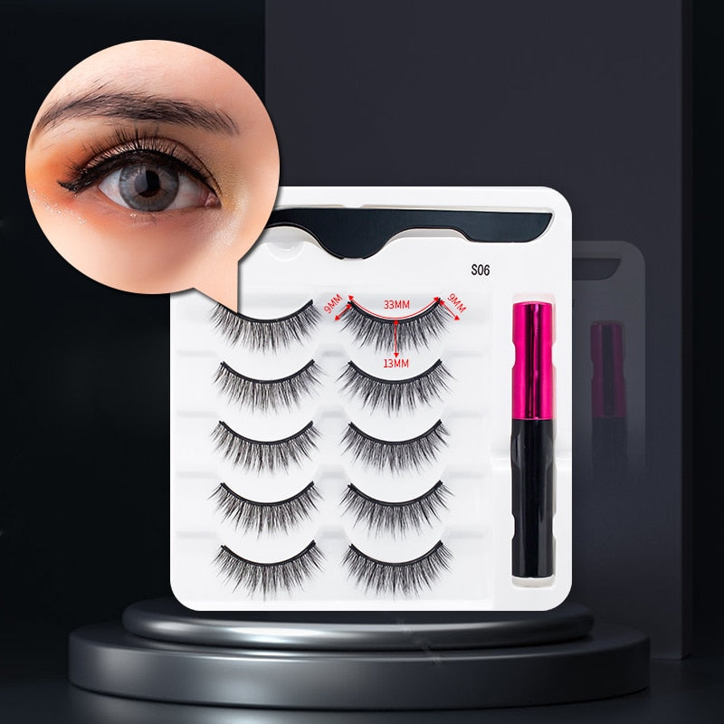 Magnetic False Eyelashes with Eyeliner – Trending Lash Set for a Quick Glam Look