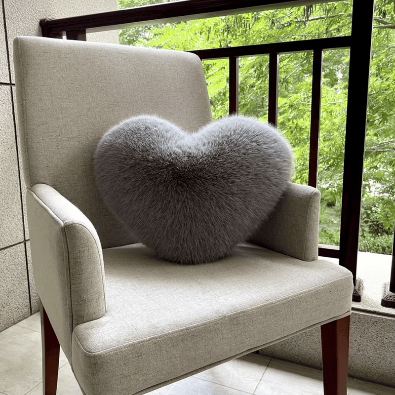 Heart-Shaped Faux Fur Cushion for Cosy Home Comfort and Décor