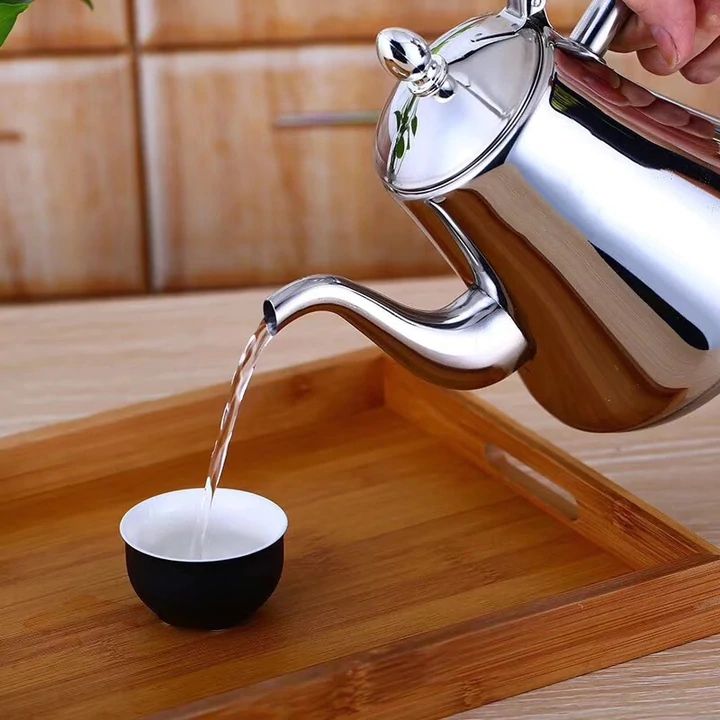 Induction Kettle in Stainless Steel with Filter for Kitchen Use