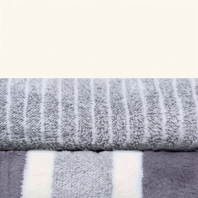 8-Piece Microfibre Towel Set with Quick-Drying and Absorbent Design