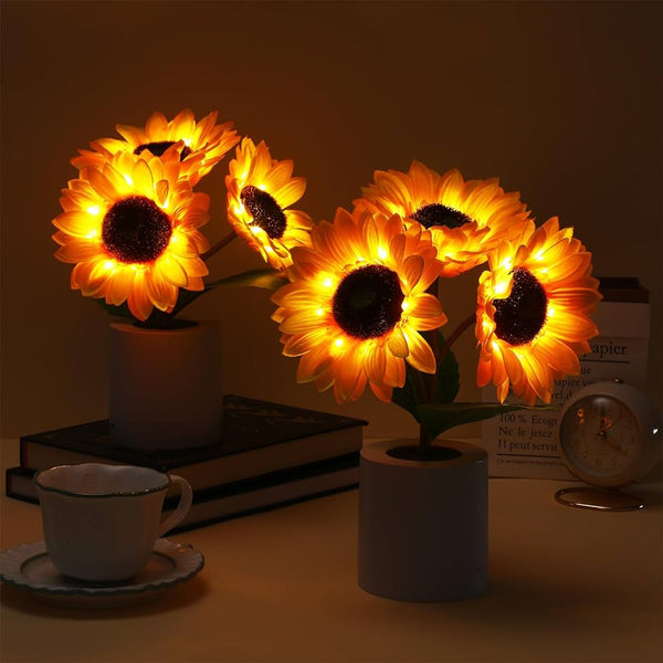 Table Lamp with Sunflower Design and USB Power