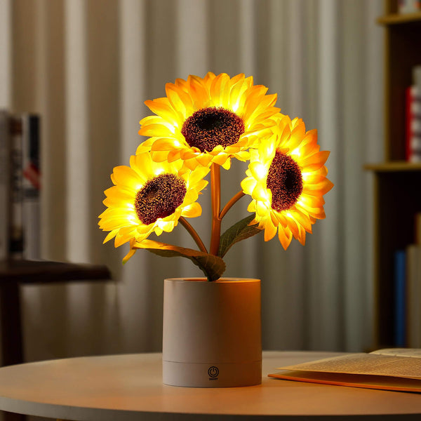 Table Lamp with Sunflower Design and USB Power
