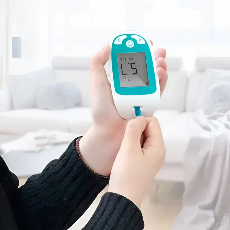 Multifunctional Cholesterol and Glucose Meter for Home Use with Display