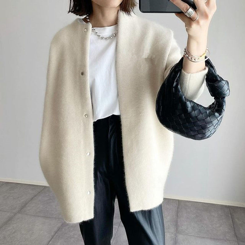 Oversized Women's Cardigan with Button Closure and Soft Knit Texture