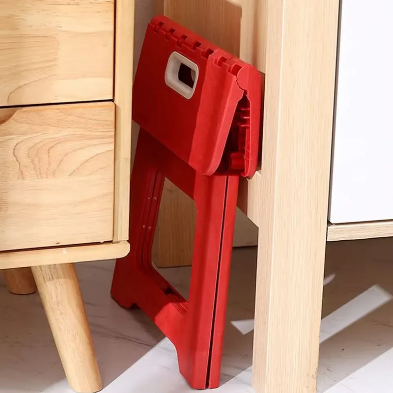 Folding Step Stool – Lightweight, Non-Slip, and Versatile for Kitchen and Home Use