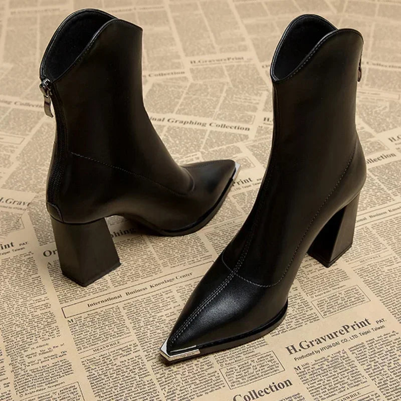 Ladies' Ankle Boots in Imitation Leather with Chrome Toe – Elegant and Striking