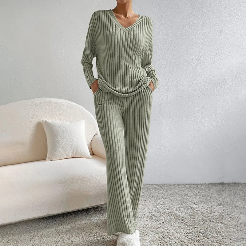 Ladies Knitted Loungewear Two-Piece Set with Soft Texture and Comfort
