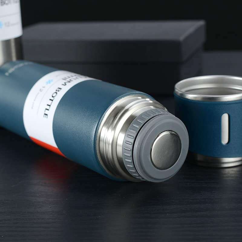 Stainless Steel Vacuum Flask with Cup Lid for Hot and Cold Drinks