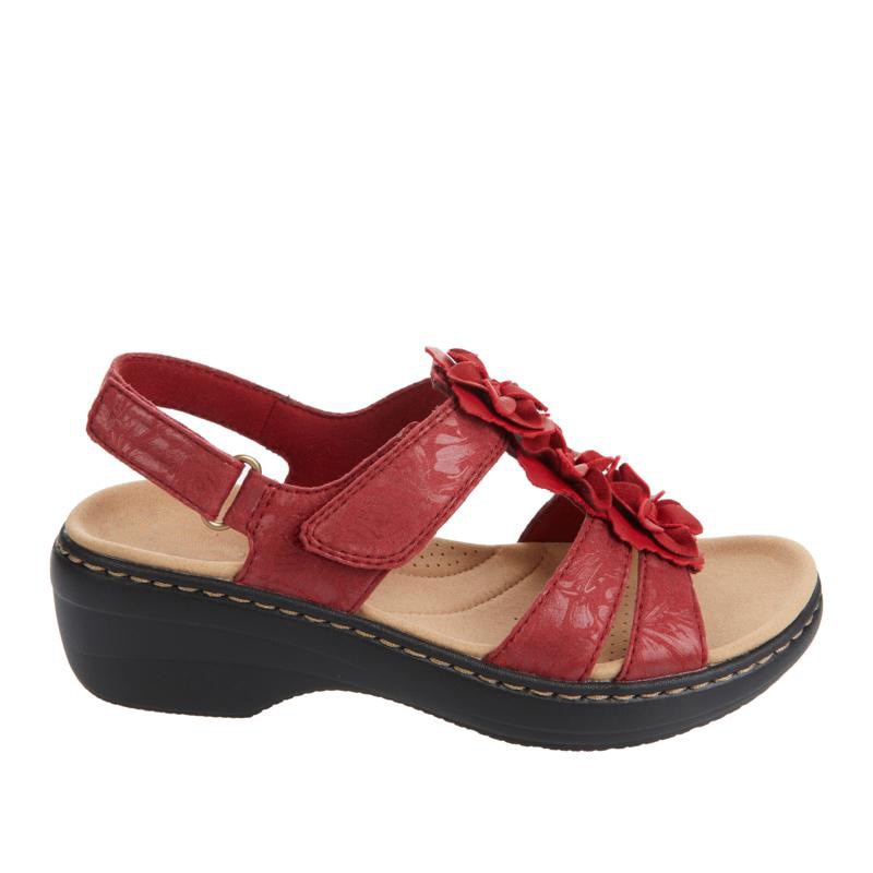Ladies' Comfortable Sandals with Flower Details for Elegant Summer Looks