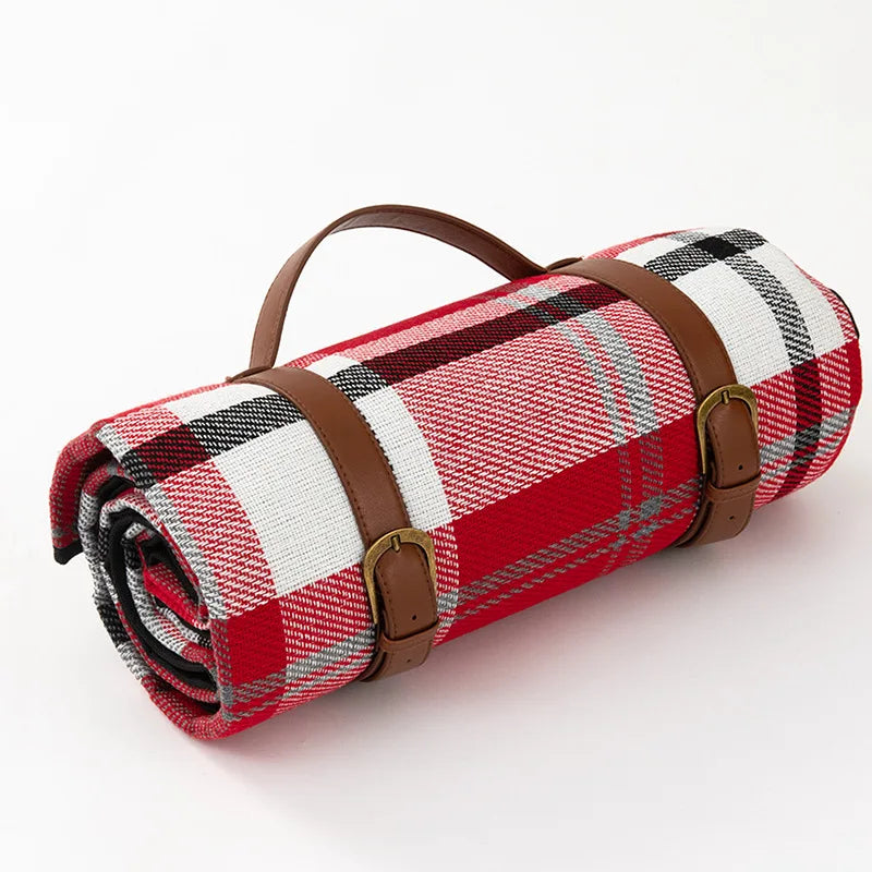 Waterproof Picnic Blanket with Checked Pattern and Comfortable Foam Filling