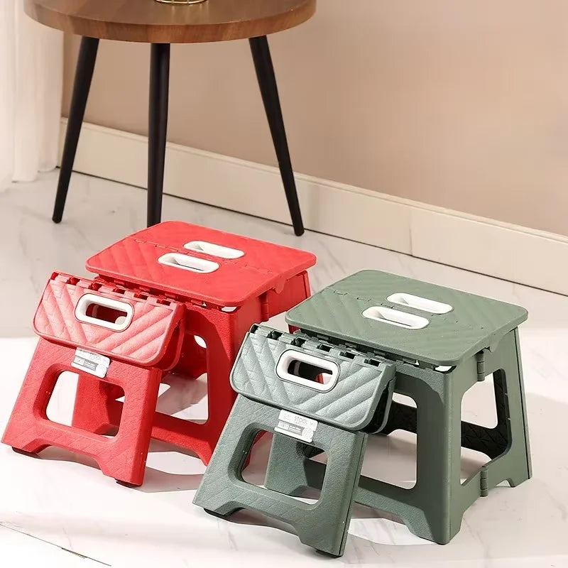 Folding Step Stool – Lightweight, Non-Slip, and Versatile for Kitchen and Home Use
