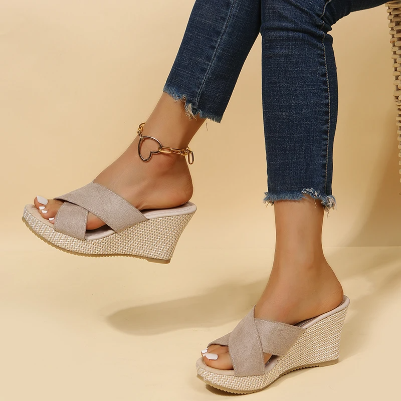 Comfortable Ladies Wedge Sandals with Cross Straps and Supportive Footbed