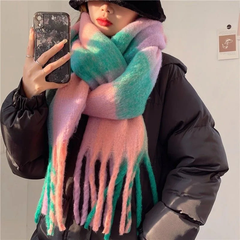 Oversized Woven Winter Scarf with Fringed Gradient Design