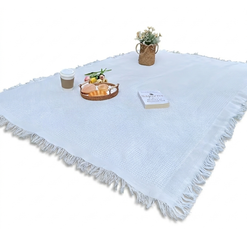 Foldable Moisture-Resistant Picnic Blanket for Outdoor Use