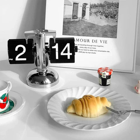 Retro Flip Desk Clock with Quartz Movement and Freestanding Base