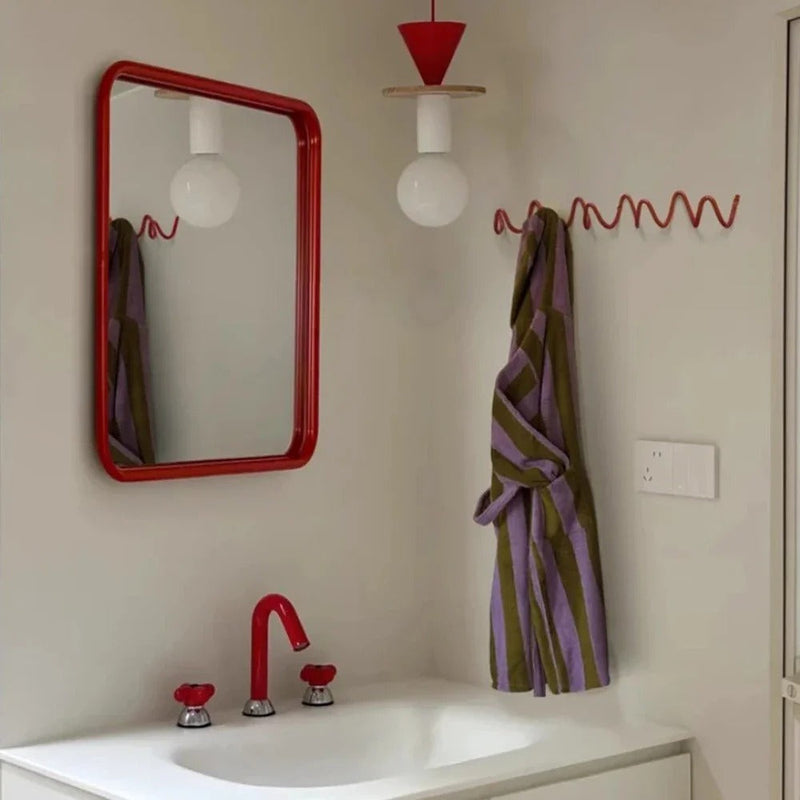 Porte-manteau mural – Fonte noire, design ondulé pour hall, chambre ou salle de bain