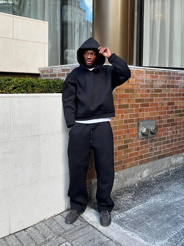 Hoodie and Trouser Set for Men with Relaxed Fit and Wide Legs