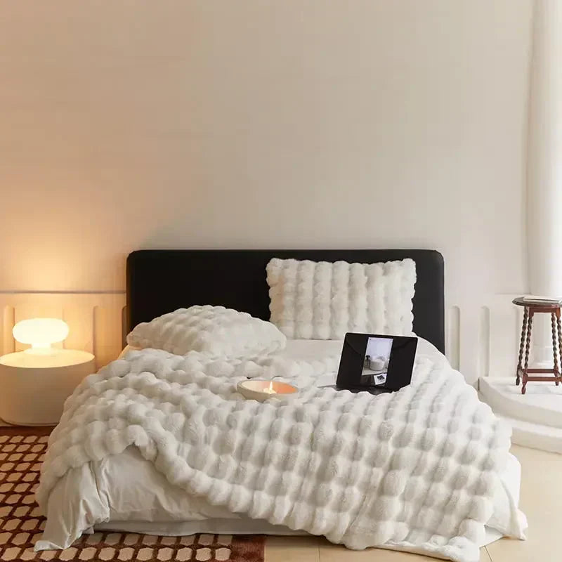 Plush Bubble Blanket with Raised Texture for Sofa and Bedroom Layers